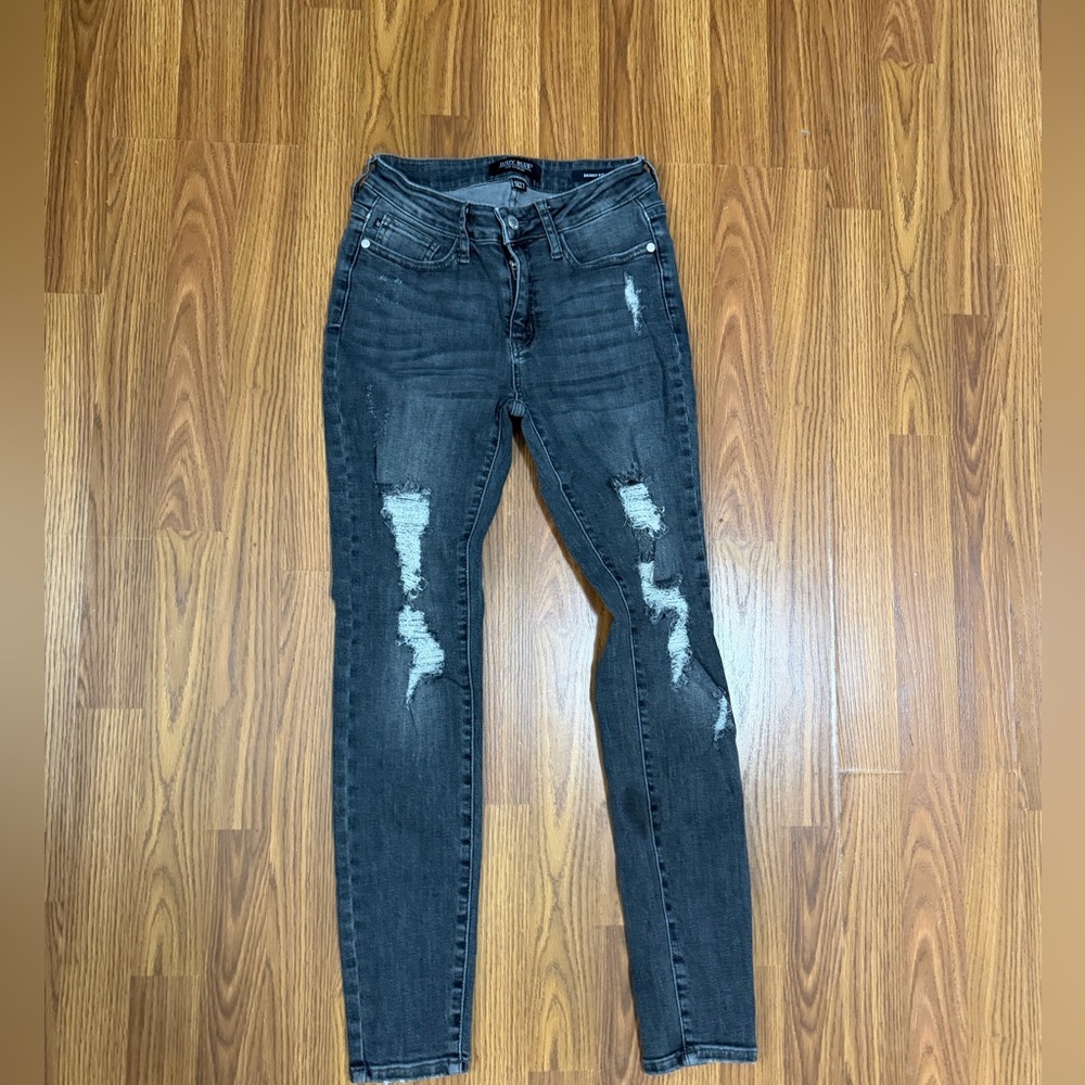 Judy Blue Skinny Fit Black Distressed Denim Size 5/27.